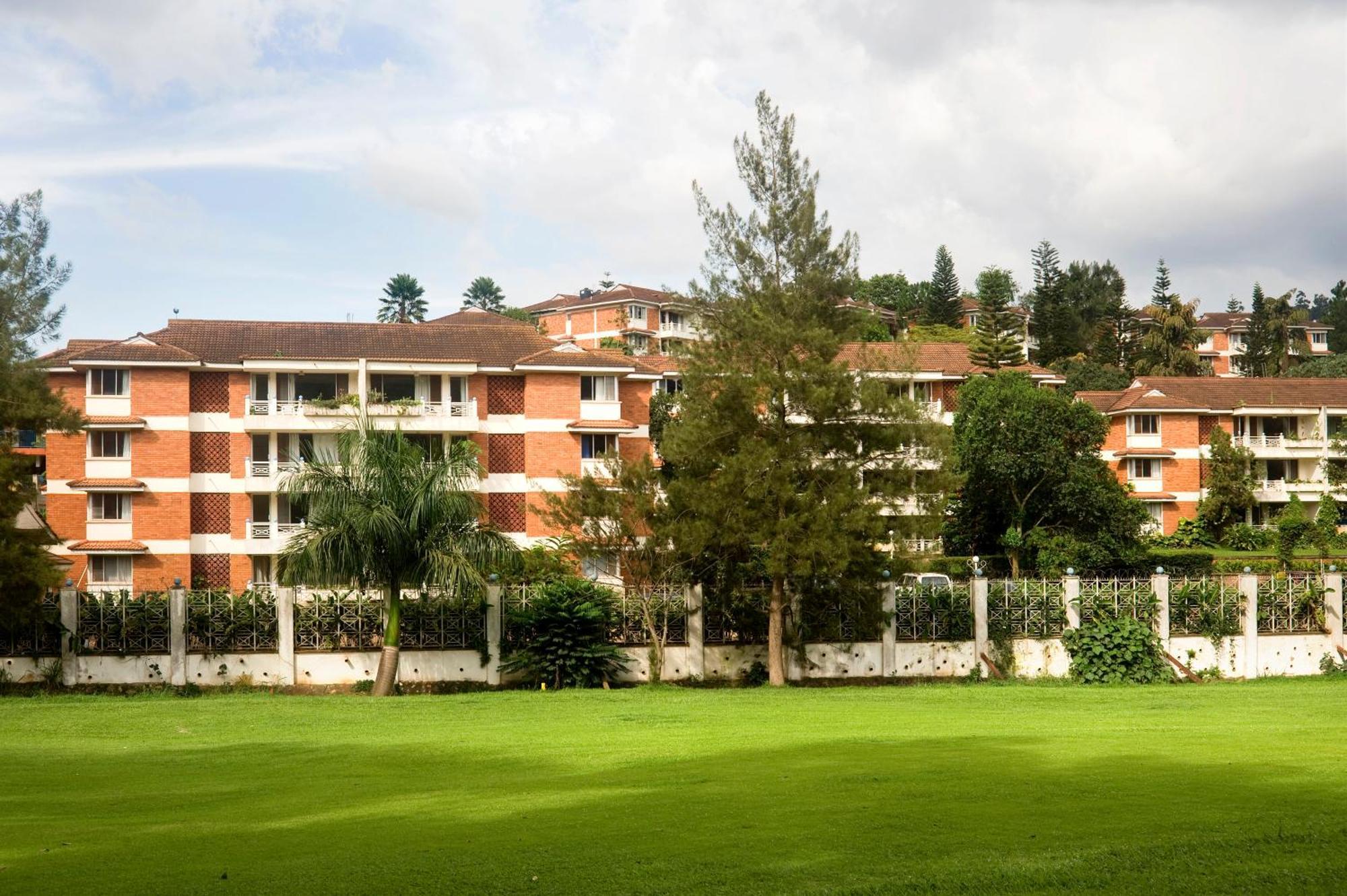 Golf Course Apartments Кампала Екстер'єр фото
